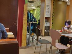 大堂-麦当劳(总统大酒店店)