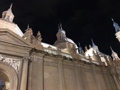 -皮拉尔圣母圣殿主教座堂