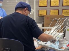 -上海仁爱医院口腔科 · 种植