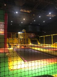 -蹦蹦跳跳(新奥购物中心店)