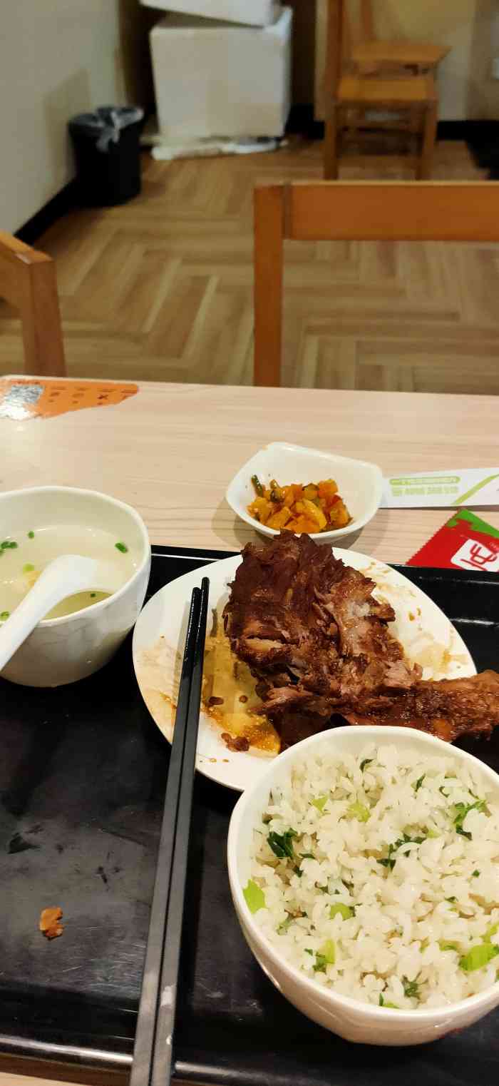 高八斗(广达店)-"持续寻觅食堂中高八斗(广达店)位于广达.