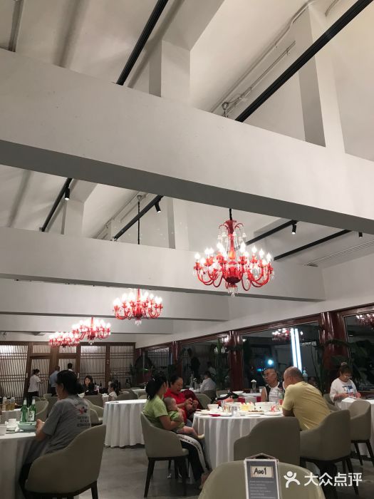 东门烤鸭店(鼓楼店)大堂图片