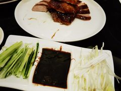 新雅片皮鸭-新雅粤菜馆(南京东路店)