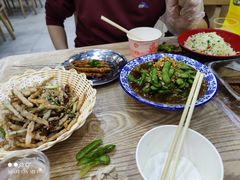 猪肉串-江城燕子大排档(江汉路步行街店)