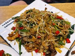 -牛八宝桂林米粉(八里庄店)