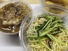 -蓉李记成都名小吃(武汉菱角湖万达店)