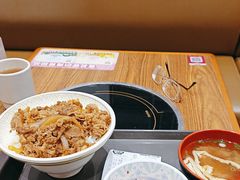 -食其家·牛丼咖喱(金桥太茂店)