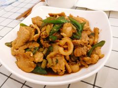 辣椒炒肉-湘臻