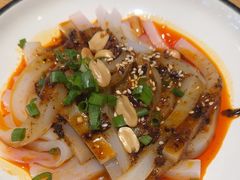 -渝信川菜 · 川味家常菜(财富购物中心店)