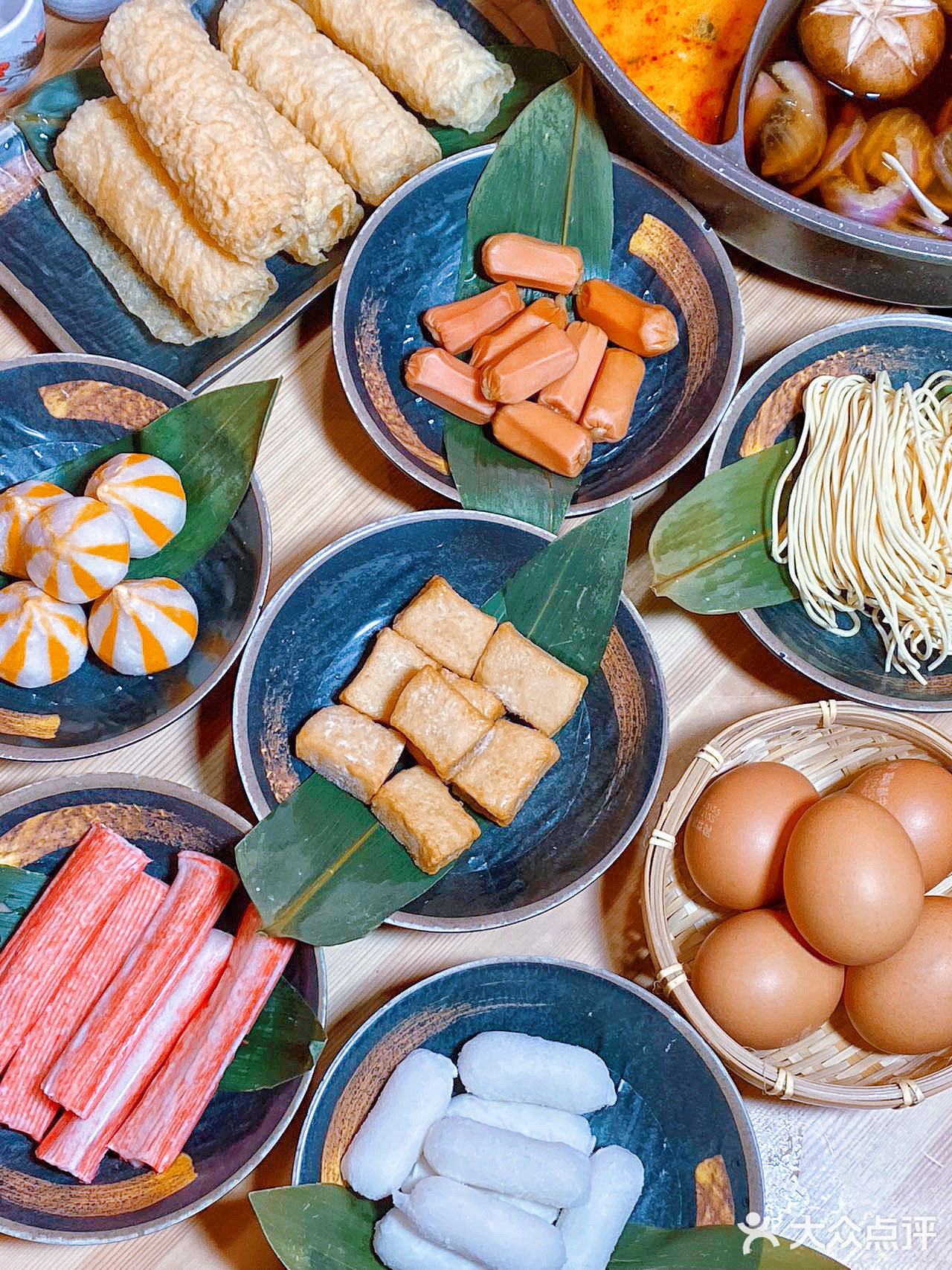 冬日里无法拒绝的美食，和牛寿喜锅，热气腾腾，好温暖