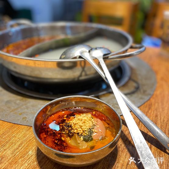 老回访麻辣烫(大皮院店)