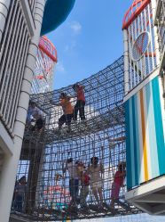 -季高兔窝窝亲子园(上海薰衣草公园店)