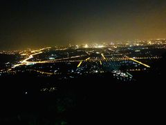 -鬼笑石后山停车场