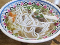 -鑫花溪牛肉米粉(人民广场店)