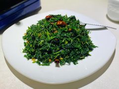 尖椒炒野菜-房陵农家(东亭店)