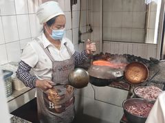 -正宗杨记普洱酸醋米线(总店)