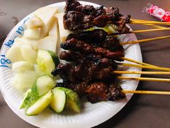 沙爹-东海岸人工湖美食村