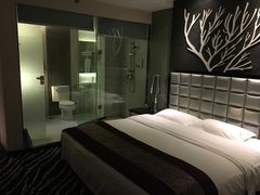 -昆明朗威酒店(昆明站火车站双桥夜市风情街店)