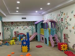 -乐悠游亲子游泳俱乐部