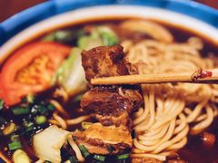 鲜味番茄牛肉面-千金一碗·宝岛一村(韩国街店)