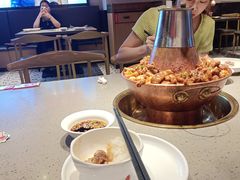 -老佛爷铜炉蛙锅(东门老街店)