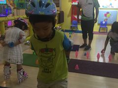 -阿布溜溜(同曦假日百货店)