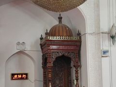 -艾提尕尔清真寺