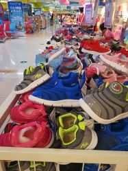 -孩子王(铁西万达店)