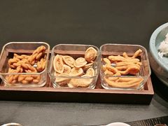 -忆江南·临江鱼馆