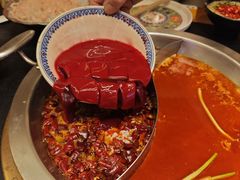 -沸炉重庆老火锅(军事博物馆店)