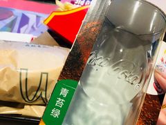 -麦当劳(展览路店)