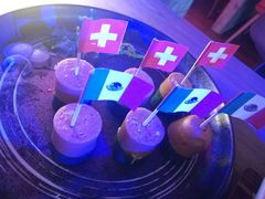 -樱花里音乐餐吧·牛扒椰子鸡(东圃店)