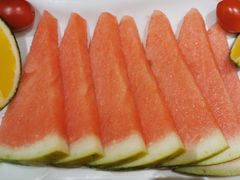 水果拼盘-老滇山寨•云南特色菜•地方菜•民族风情歌舞表演(金碧店)