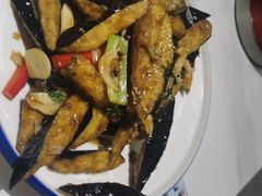 -梅飞酒家(名辉豪庭店)