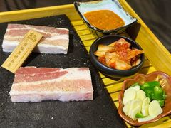 -黑牛の店·和牛烧肉(石家庄万象城店)