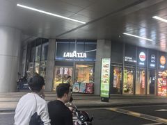 -LAVAZZA拉瓦萨咖啡(中航城君尚购物中心店)