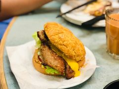 猪扒猪仔包-华嫂冰室(尖沙咀店)