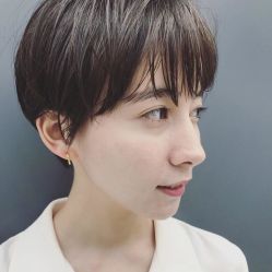 -AYO SALON
