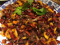 -临界音乐酒馆·小龙虾·江湖菜(华熙LIVE·鱼洞店)