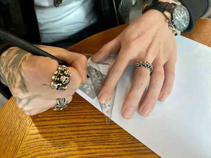 李轩纹身lee tattoo-"同事推荐我来找李轩老师 真的纹的很棒 .