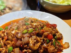 -大众跷脚牛肉馆·非遗传承单位(峨眉山店)