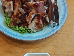 -海派美食·家宴海鲜青岛菜·石锅鲽鱼头(东方城店)