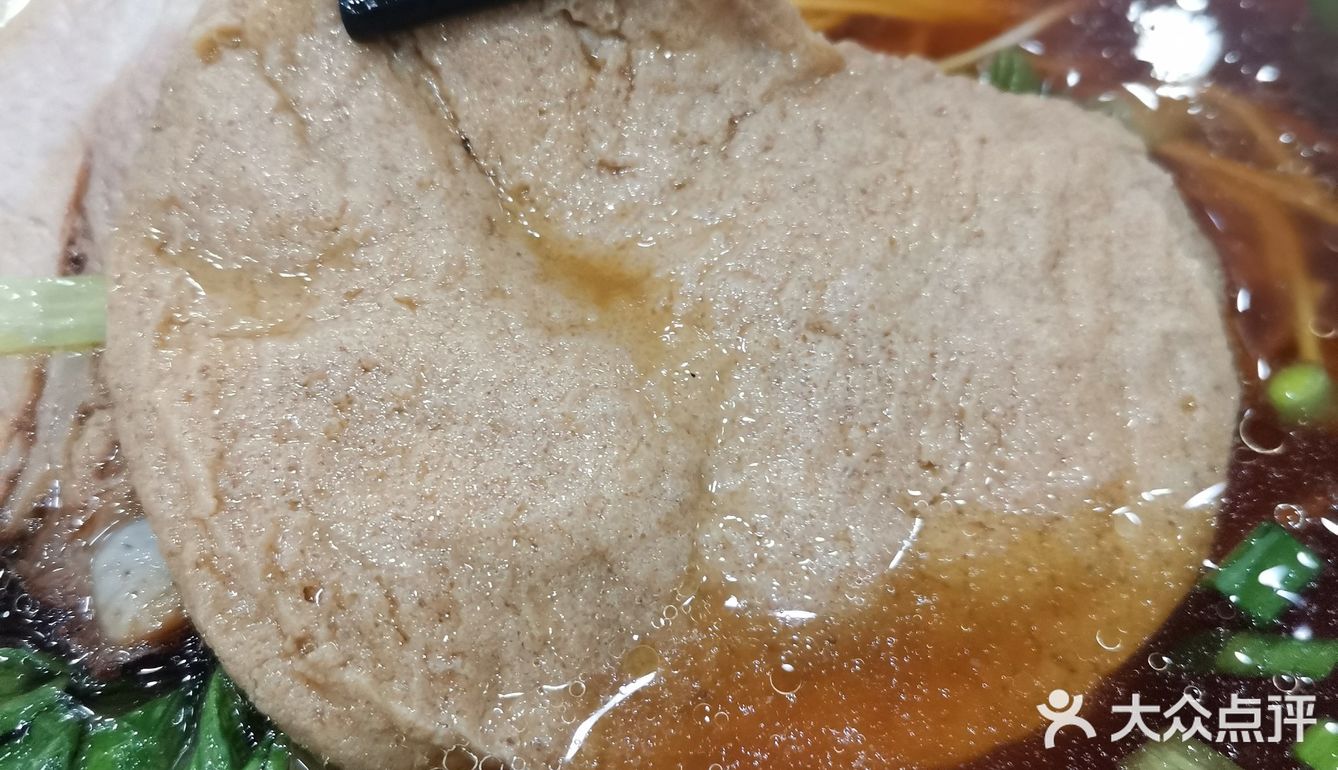 惊为天人。原来焖肉面这么美味
