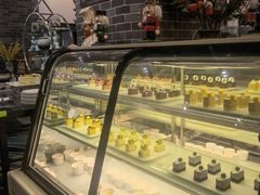 面包甜点陈列柜-万德诺富特酒店·自助餐厅(万德大厦店)