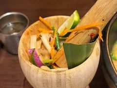 -银米·云南传统过桥米线(双廊黑金冠店)