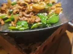 辣椒炒肉-辣得叫湘菜(观海卫店)