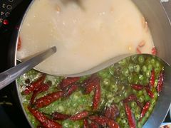 -捞王锅物料理(上海世茂广场店)