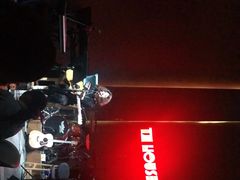 -TZ House音乐现场(来福士中心店)