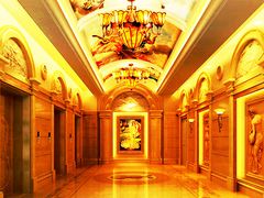 一层电梯大厅-维也纳国际酒店·深圳北站店