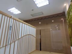 -上海星瀚奔驰4S店(红柳路店)